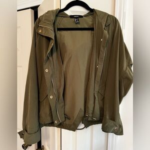 Forever 21 army green fall jacket. Size Small